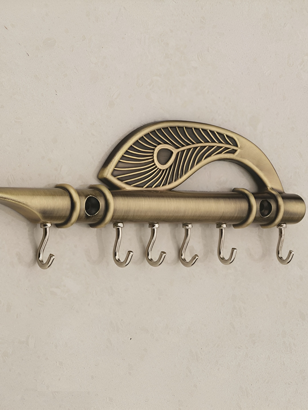 Kridaykraft Gold-Toned Metal 6 Hooks Key Holder