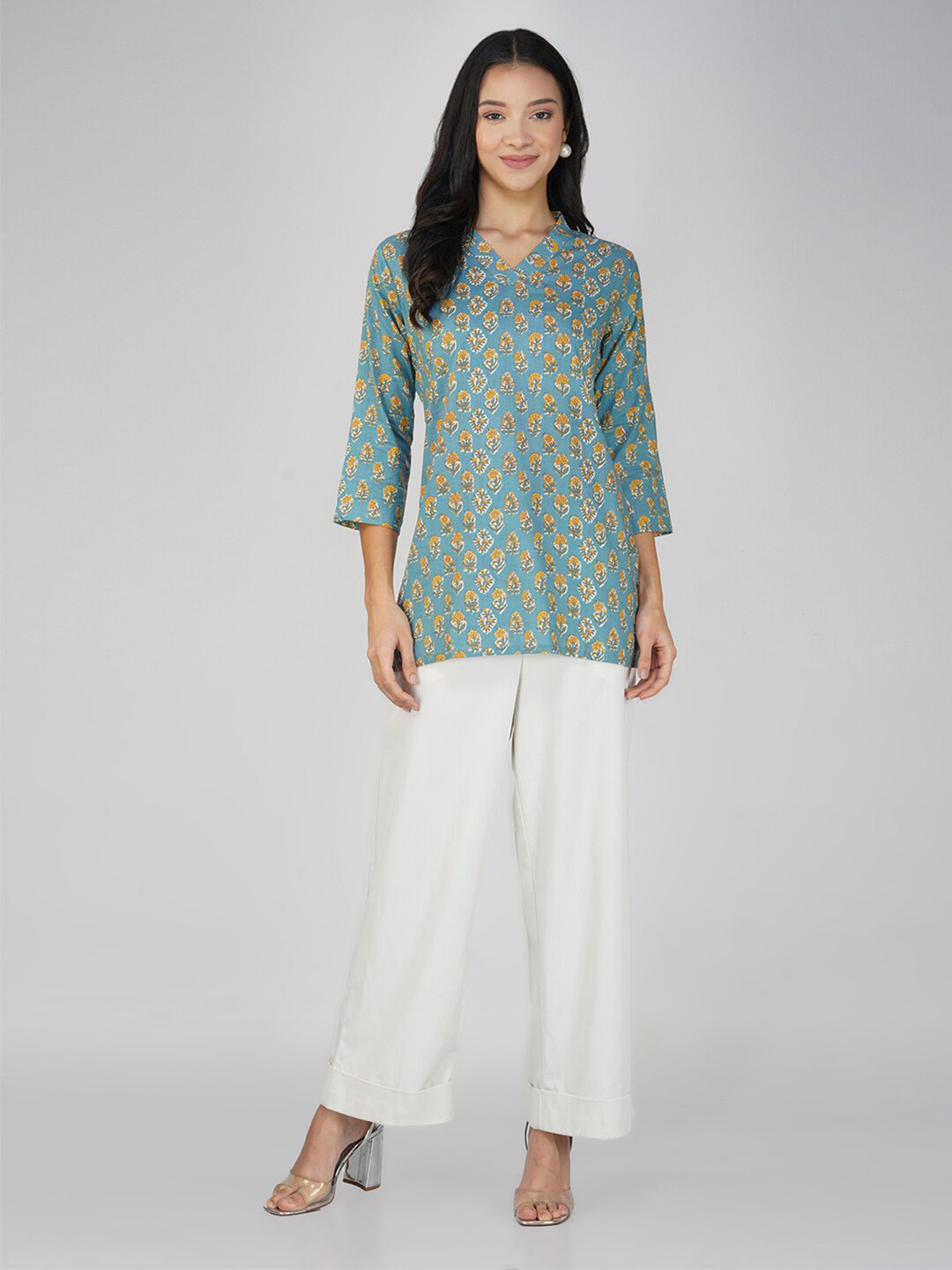 SPARSA Floral Printed V-Neck Cotton Top
