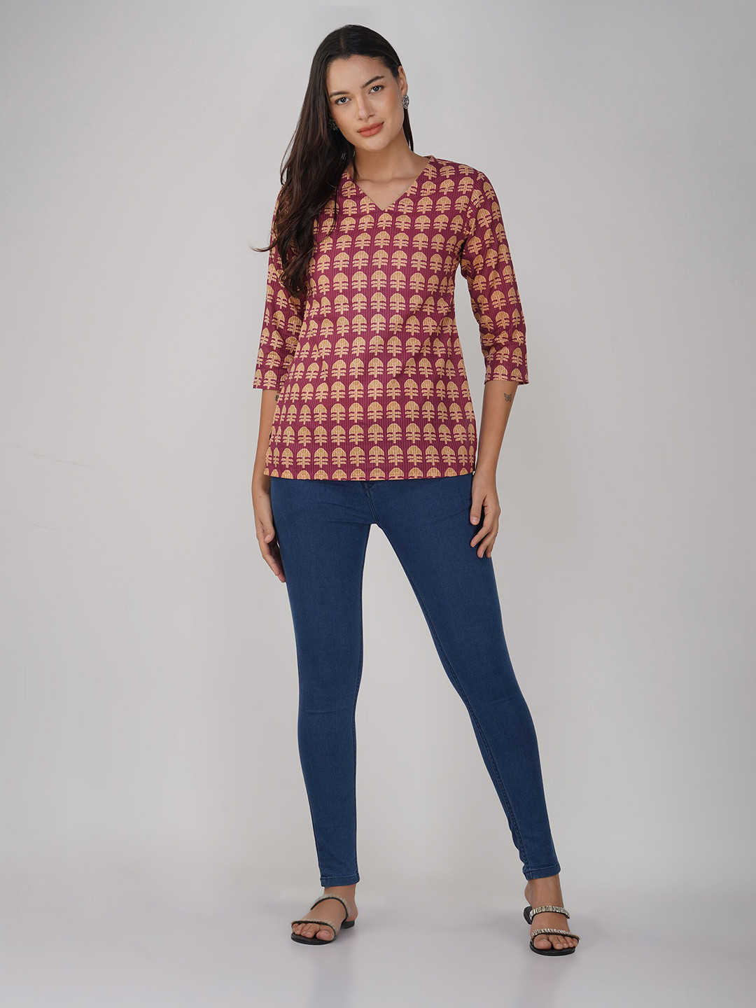 SPARSA Ethnic Motifs Printed V-Neck Opaque Cotton Top