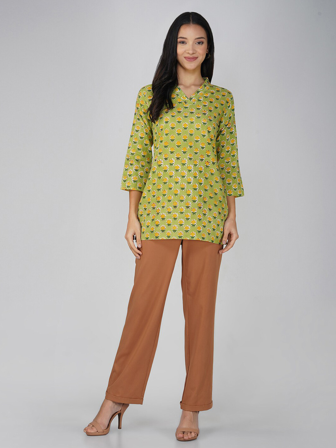 SPARSA Floral Printed V-Neck Opaque Cotton Top