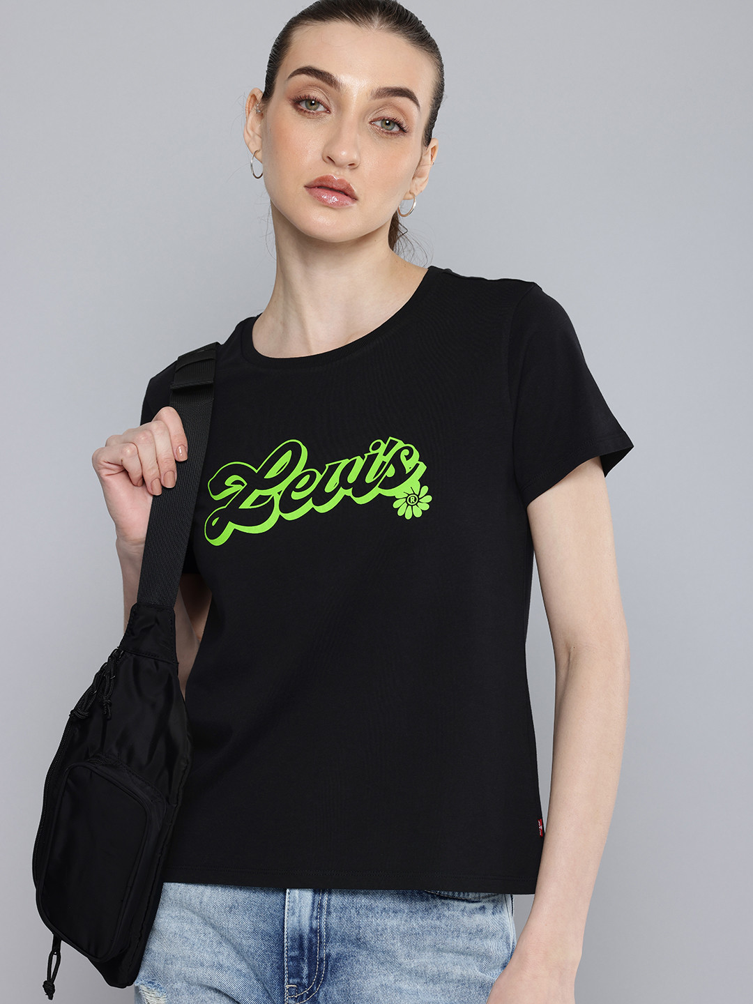 Levis Women's Brand Logo Crew Neck T shirt