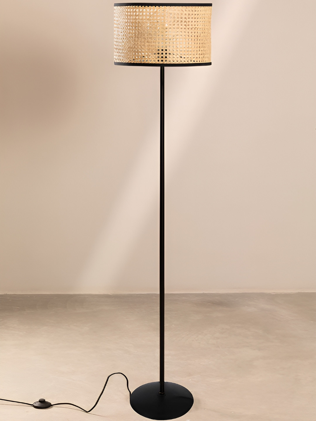 akway Black & Beige Textured Cane Webbing Wooden Cylindrical Floor Lamp