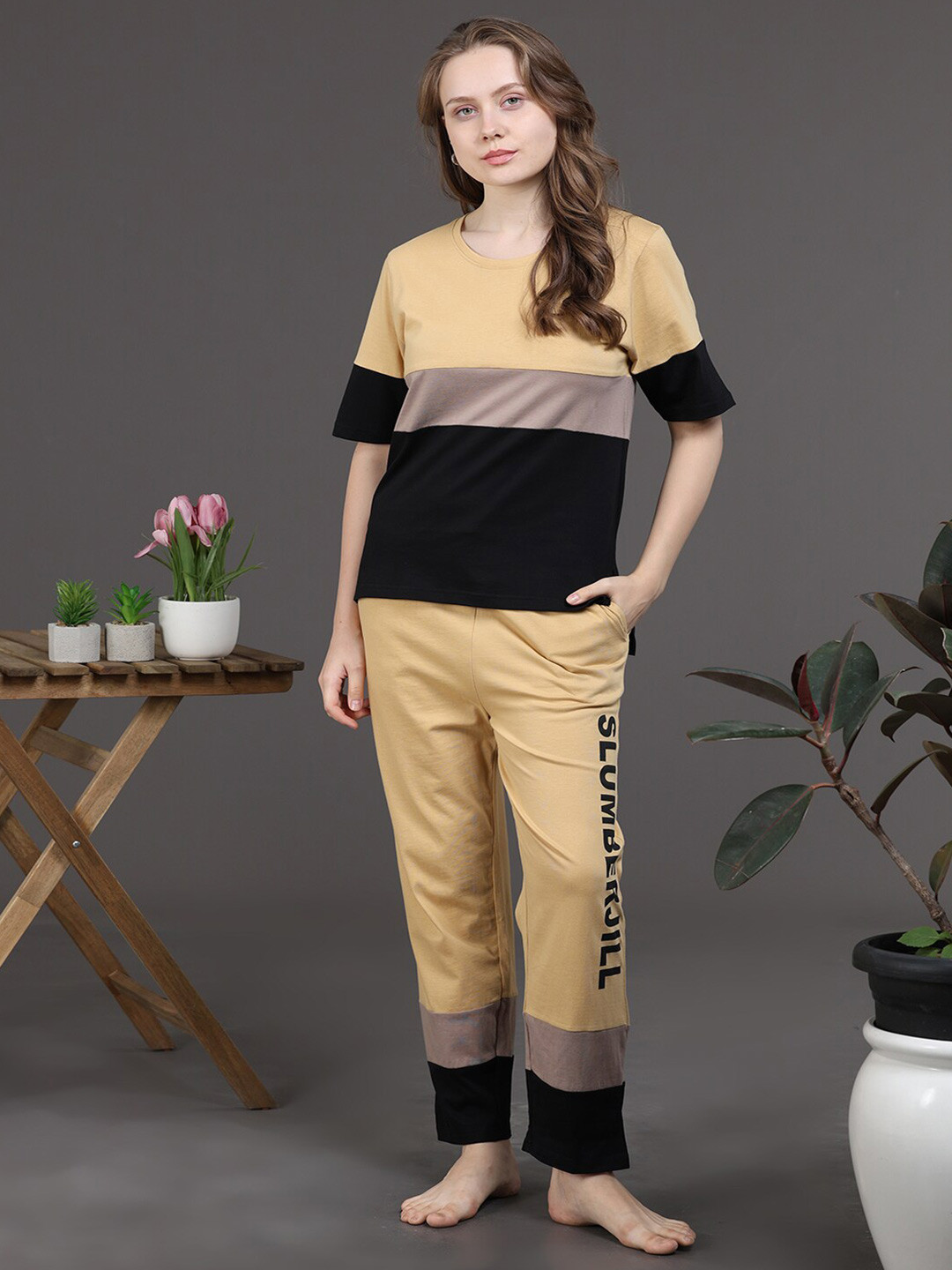 Slumber Jill Colourblocked Pure Cotton T-shirt With Pyjamas