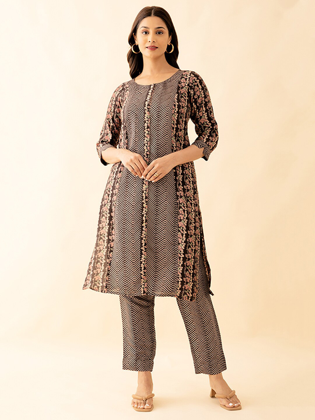 Maybell Black Printed Regular Kurta With Trouser