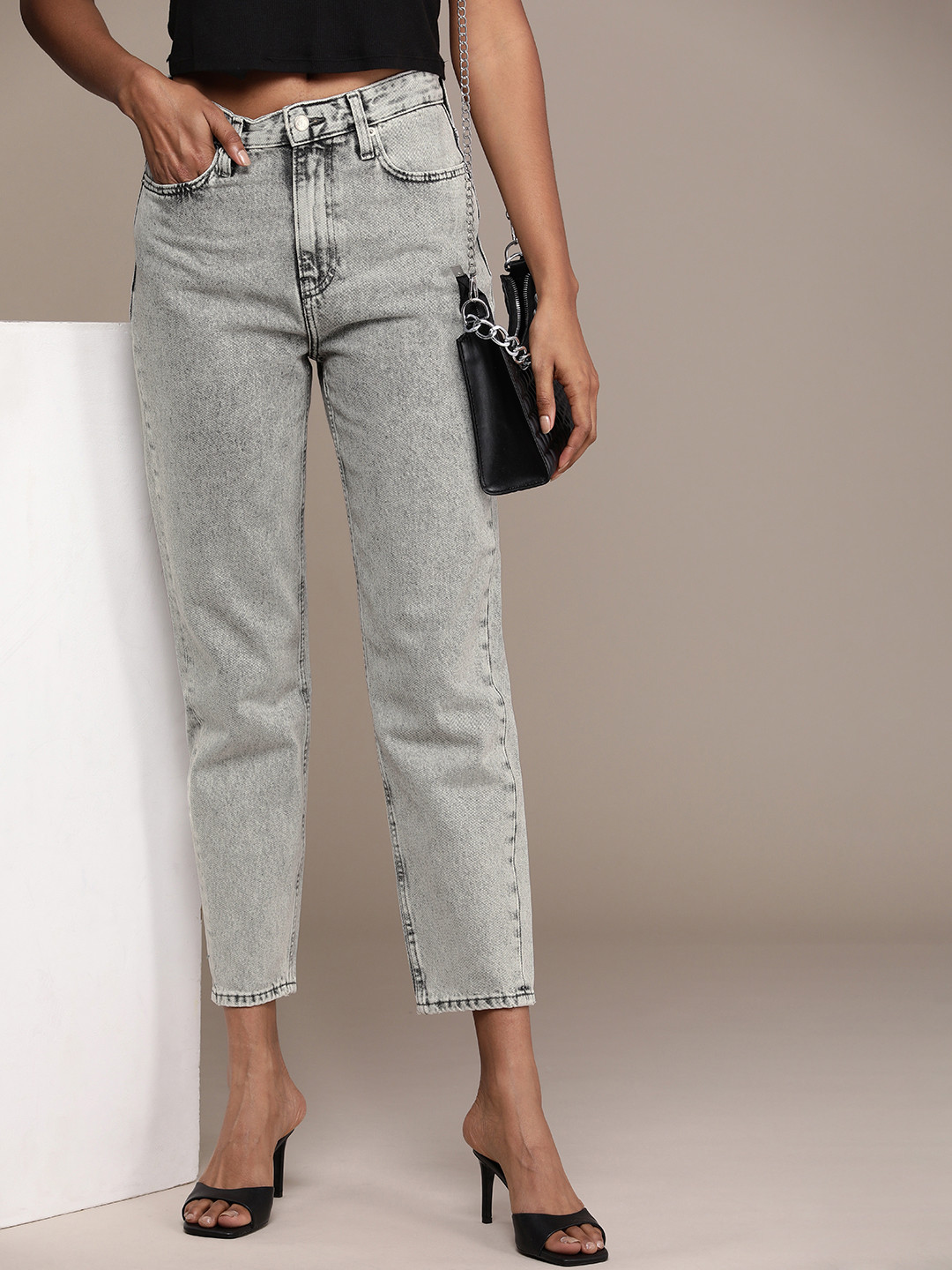 Calvin Klein Jeans Women Pure Cotton Mom Fit Jeans