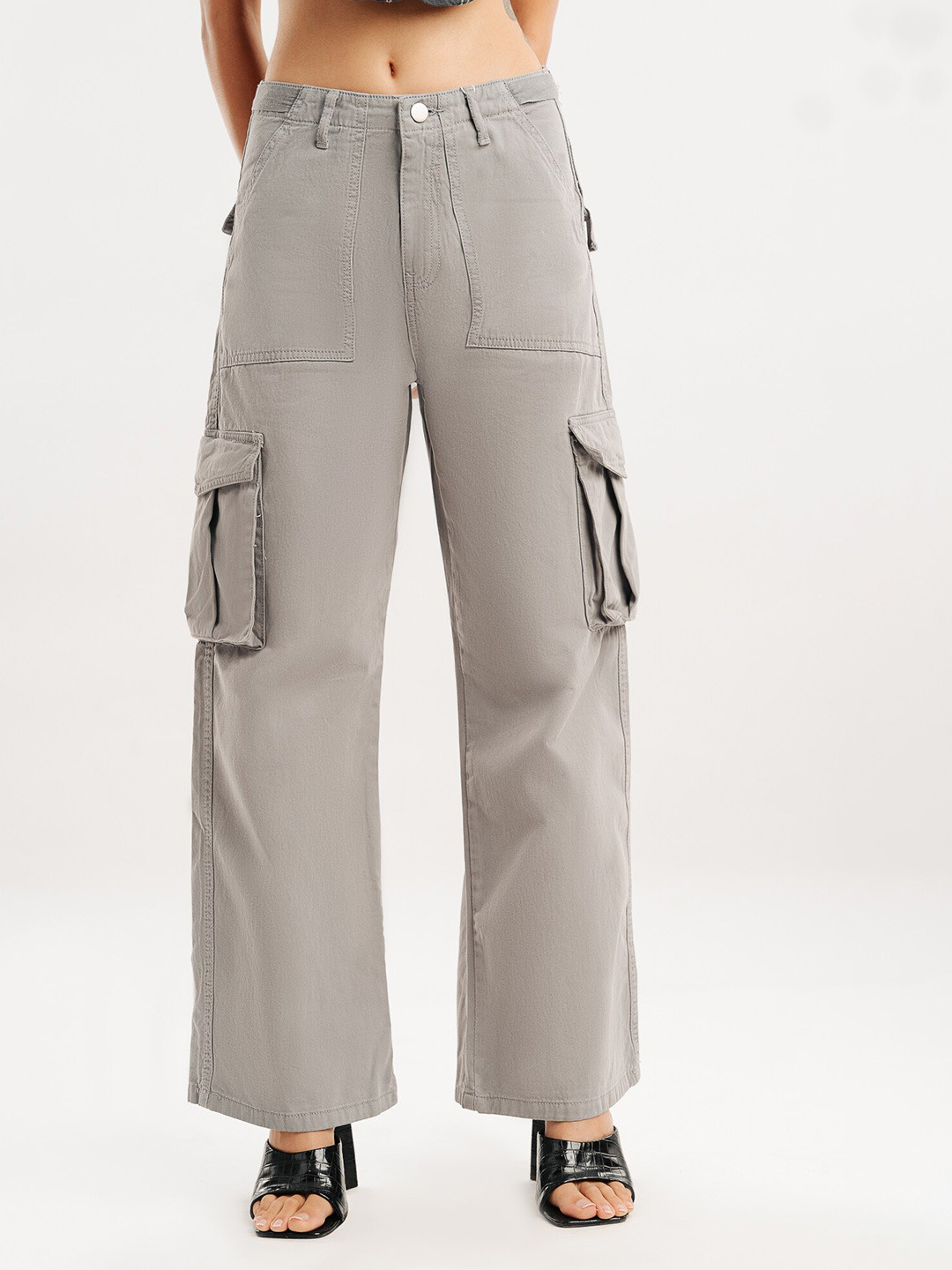 FREAKINS Women Grey Mid-Rise Clean Look Pure Cotton Cargo Style Jeans