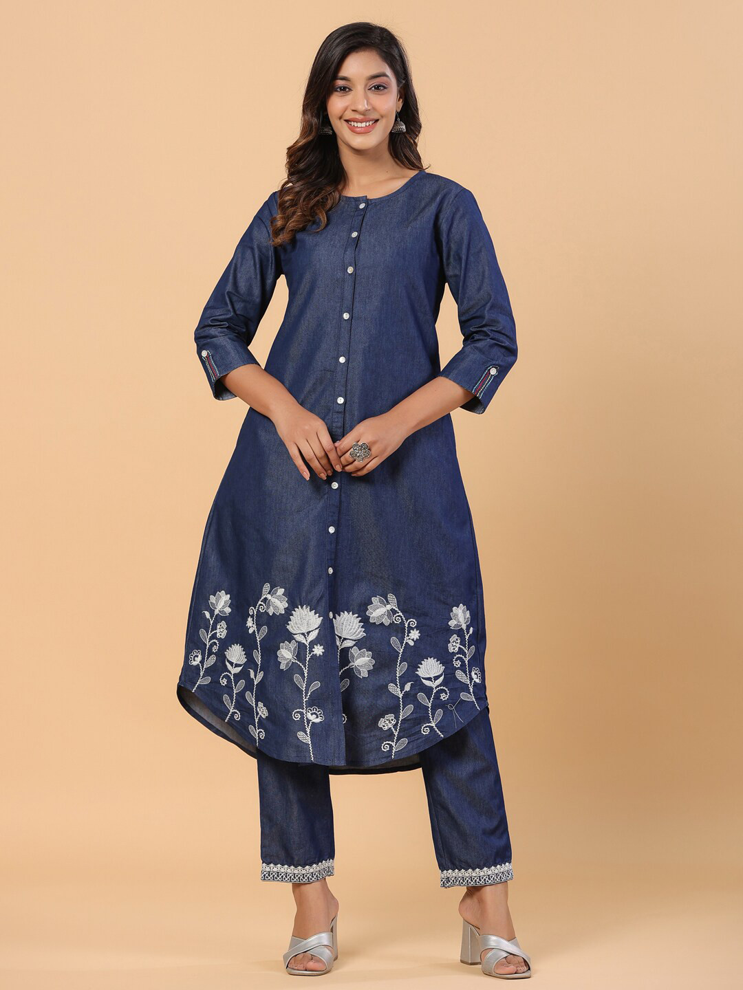 SAVI Denim Embroidered Kurta