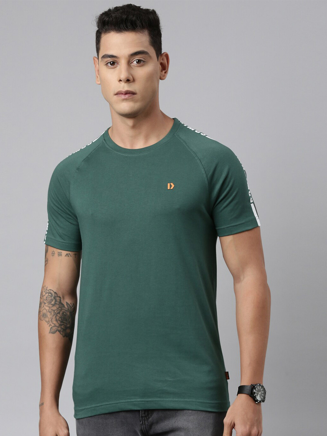 Dixcy Scott Men's Reglan Sleeves Regular Fit Printed on Shoulder Styling T-Shirt (green)