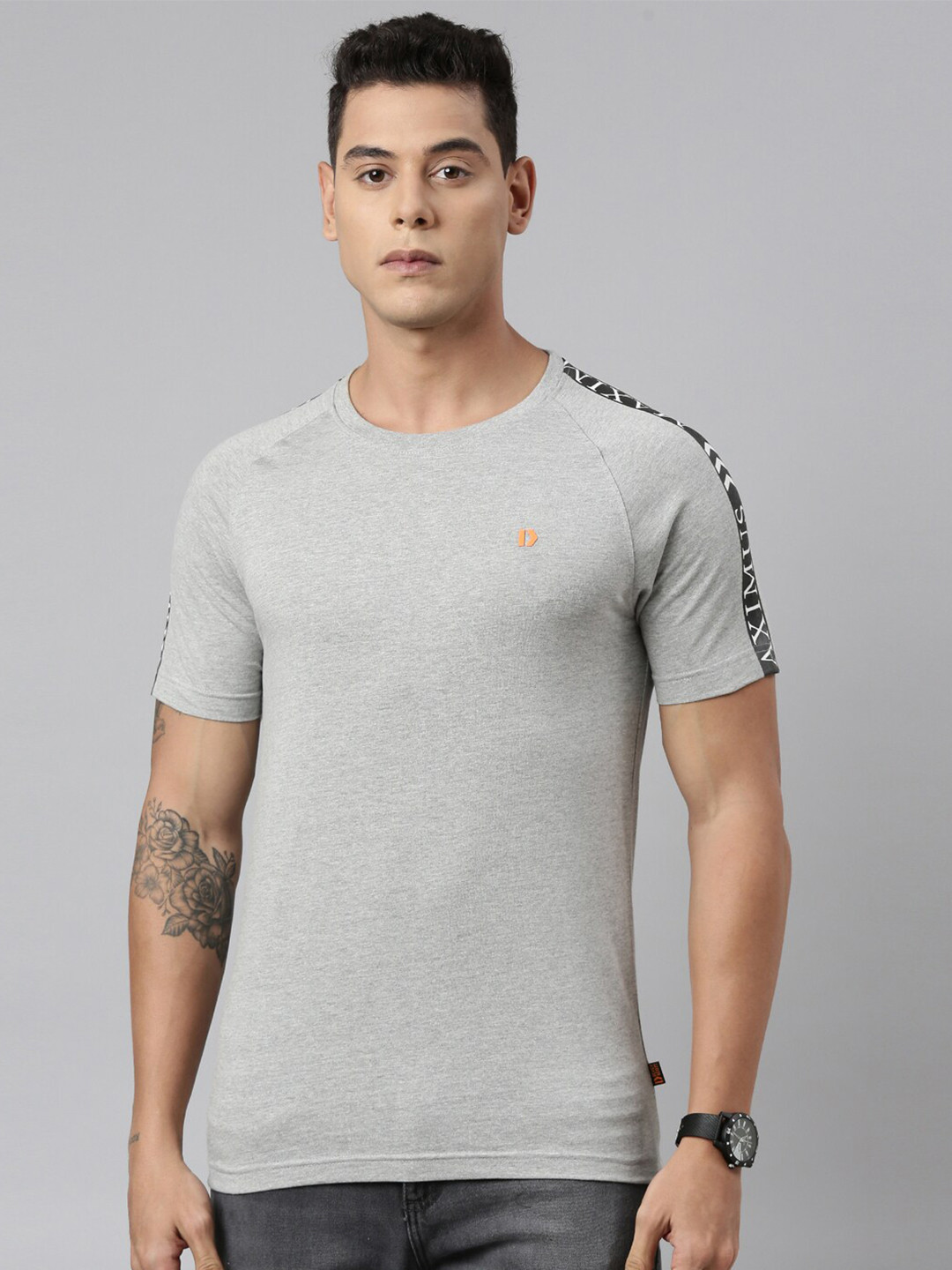 Dixcy Scott Men's Reglan Sleeves Regular Fit Printed on Shoulder Styling T-Shirt (grey)