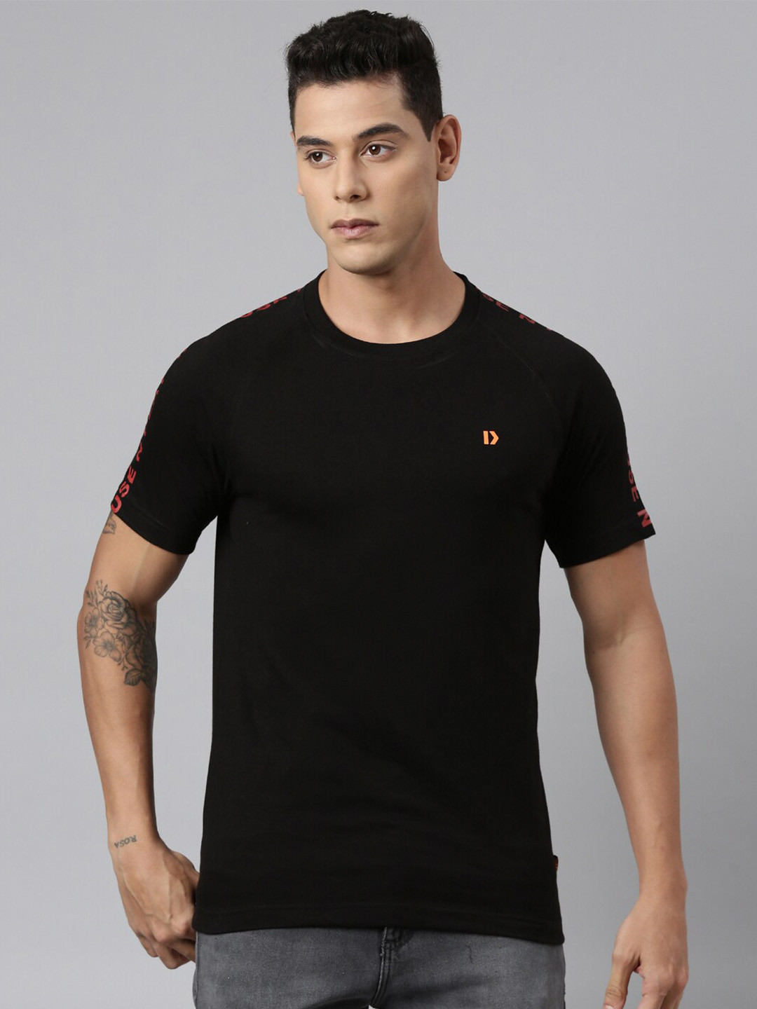 Dixcy Scott Men's Reglan Sleeves Regular Fit Printed on Shoulder Styling T-Shirt (black)