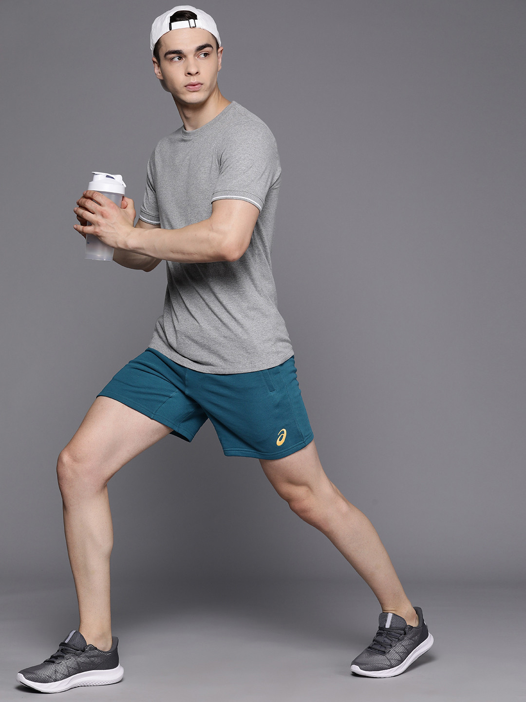 ASICS Men 7Inch Polycot Training Shorts