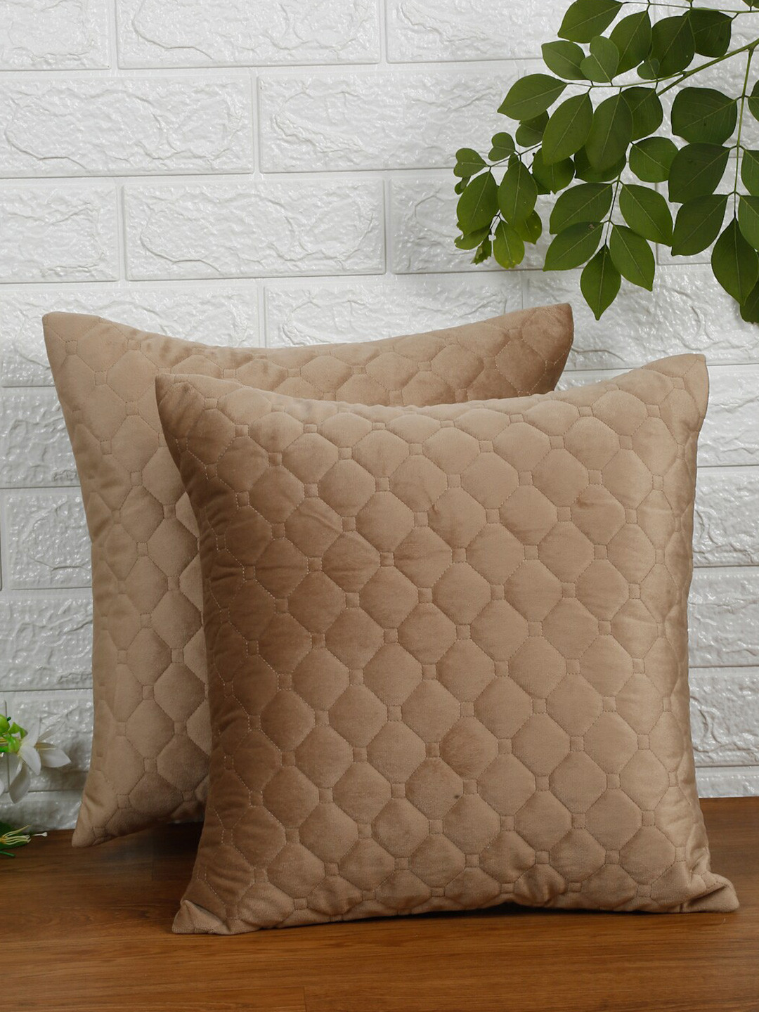 NISRAG HOME Beige 2 Pcs Geometric Velvet Square Cushion Covers