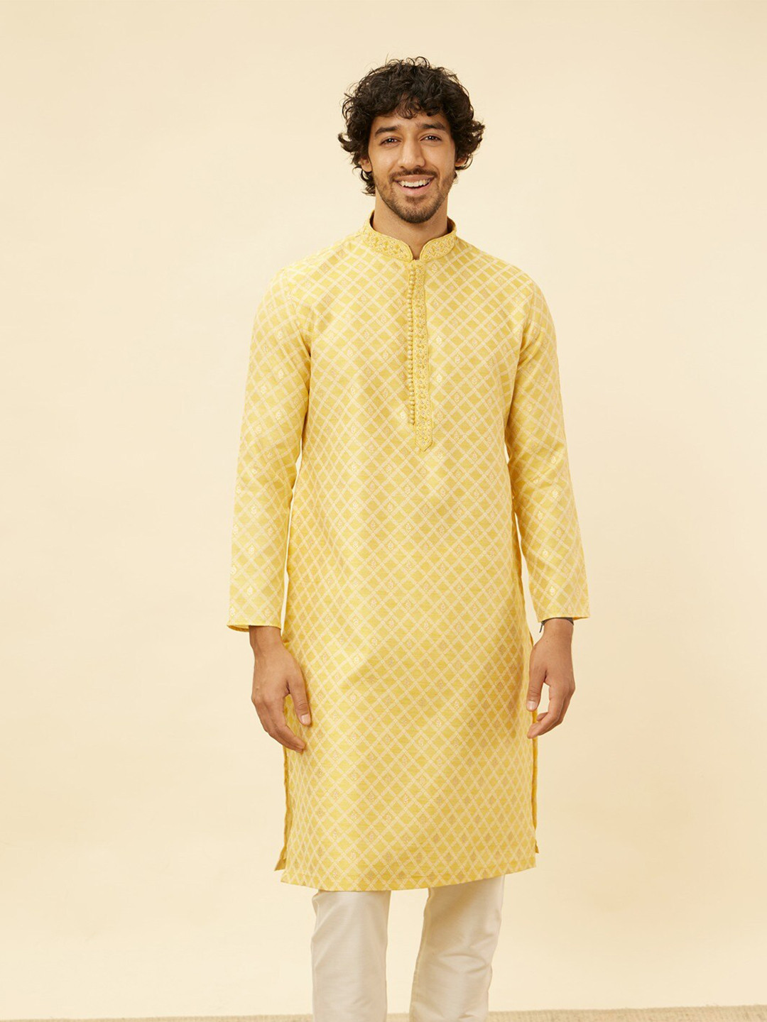 Manyavar Men Embellished Floral Prints Kurta with Pyjamas