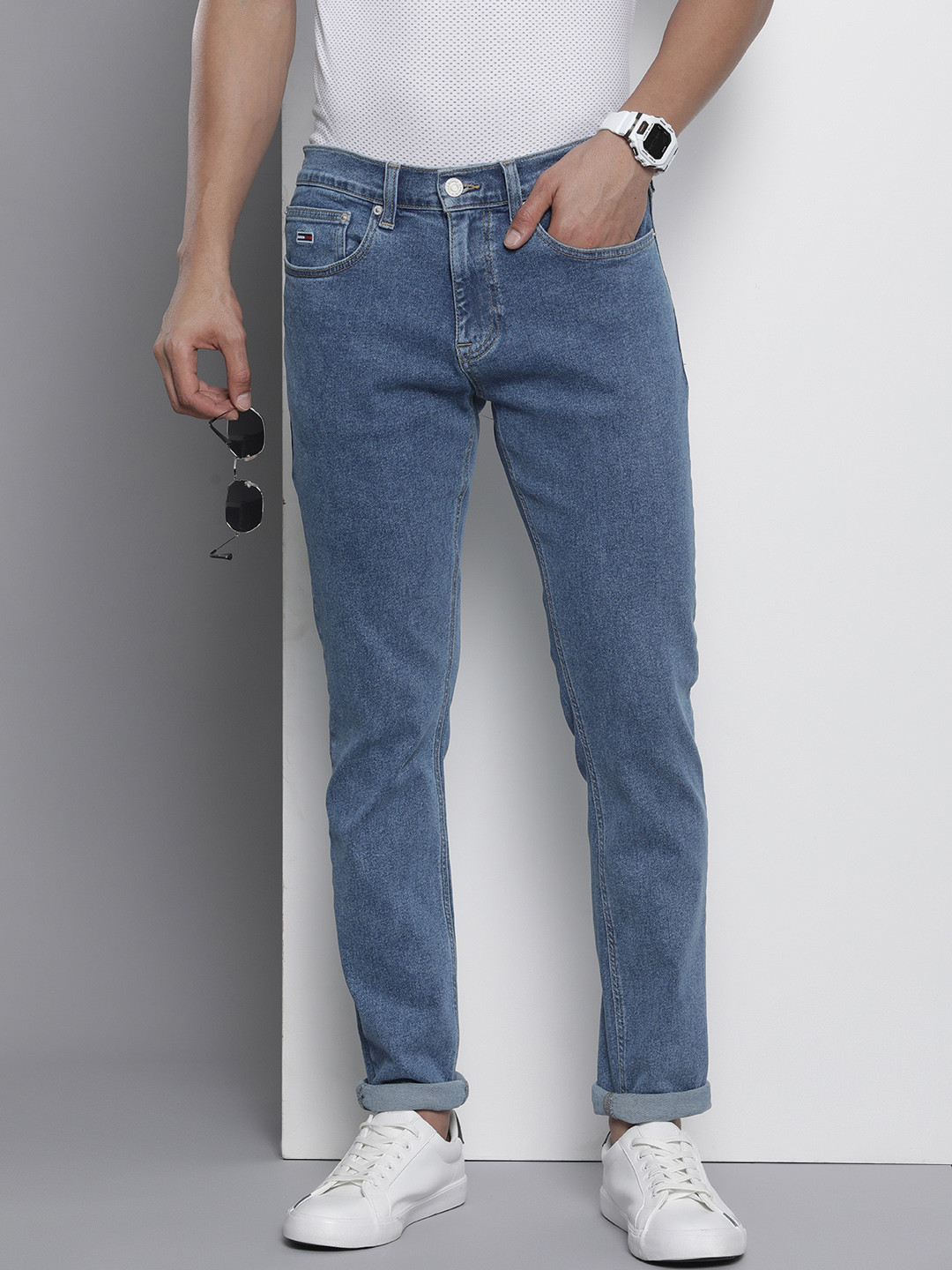 Tommy Hilfiger Men Austin Slim Fit Light Fade Stretchable Jeans