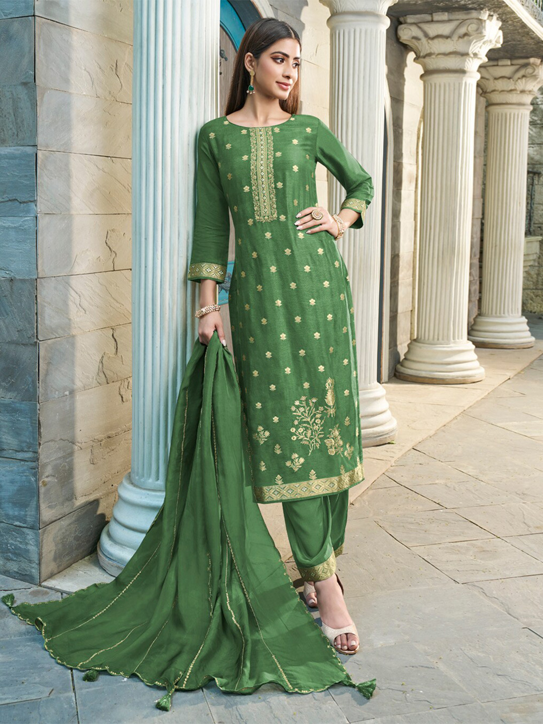 Seerat Ethnic Motifs Printed Round neck Thread Work Dola Silk Kurti Set