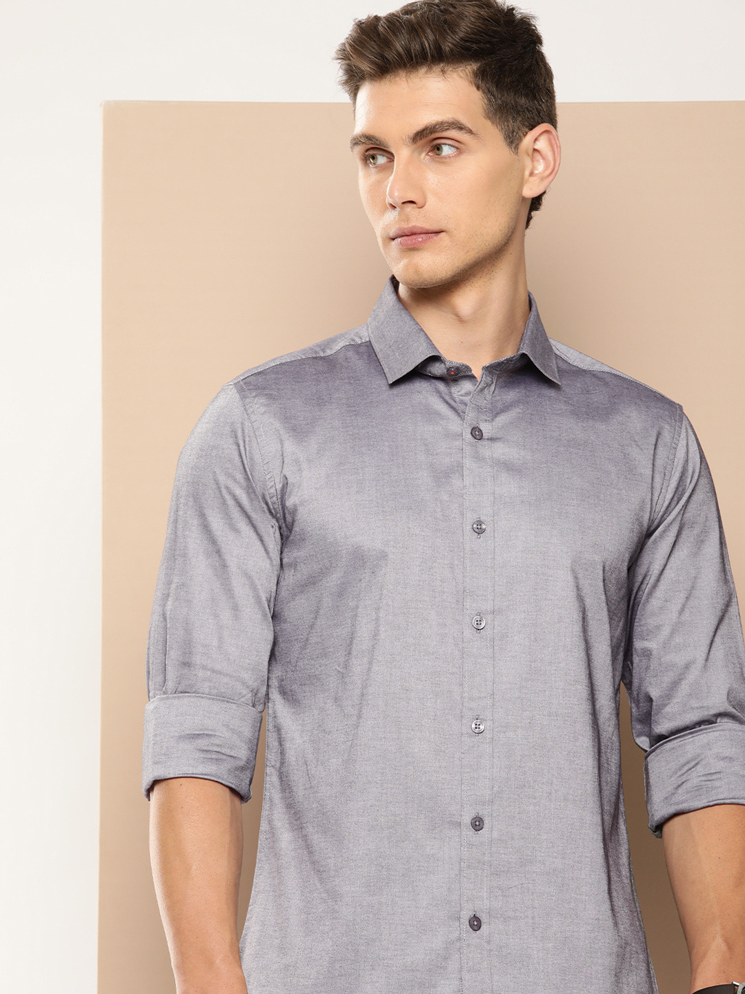 INVICTUS  Cotton Slim Fit  Iron free Casual Shirt