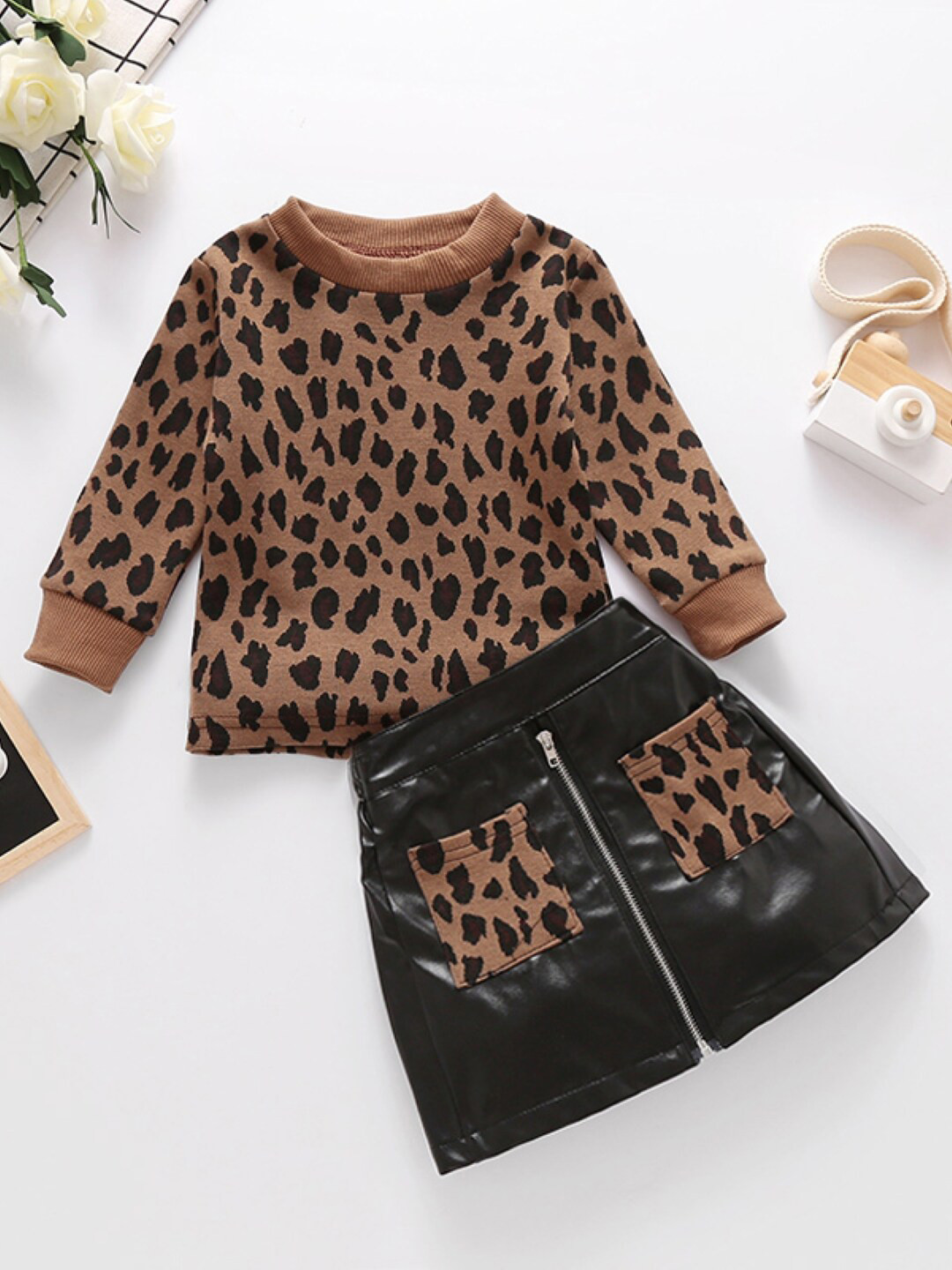 StyleCast Girls Brown & Black Abstract Printed Top With Shorts