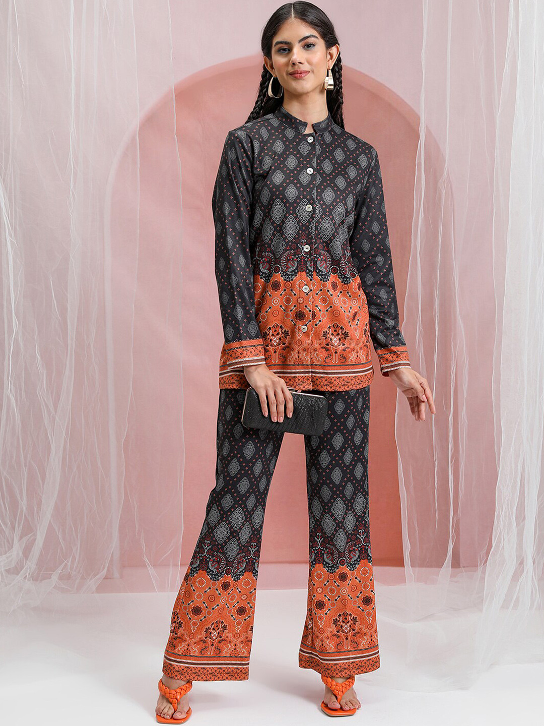Vishudh Printed Mandarin Collar Shirt With Bell Bottom Trouser