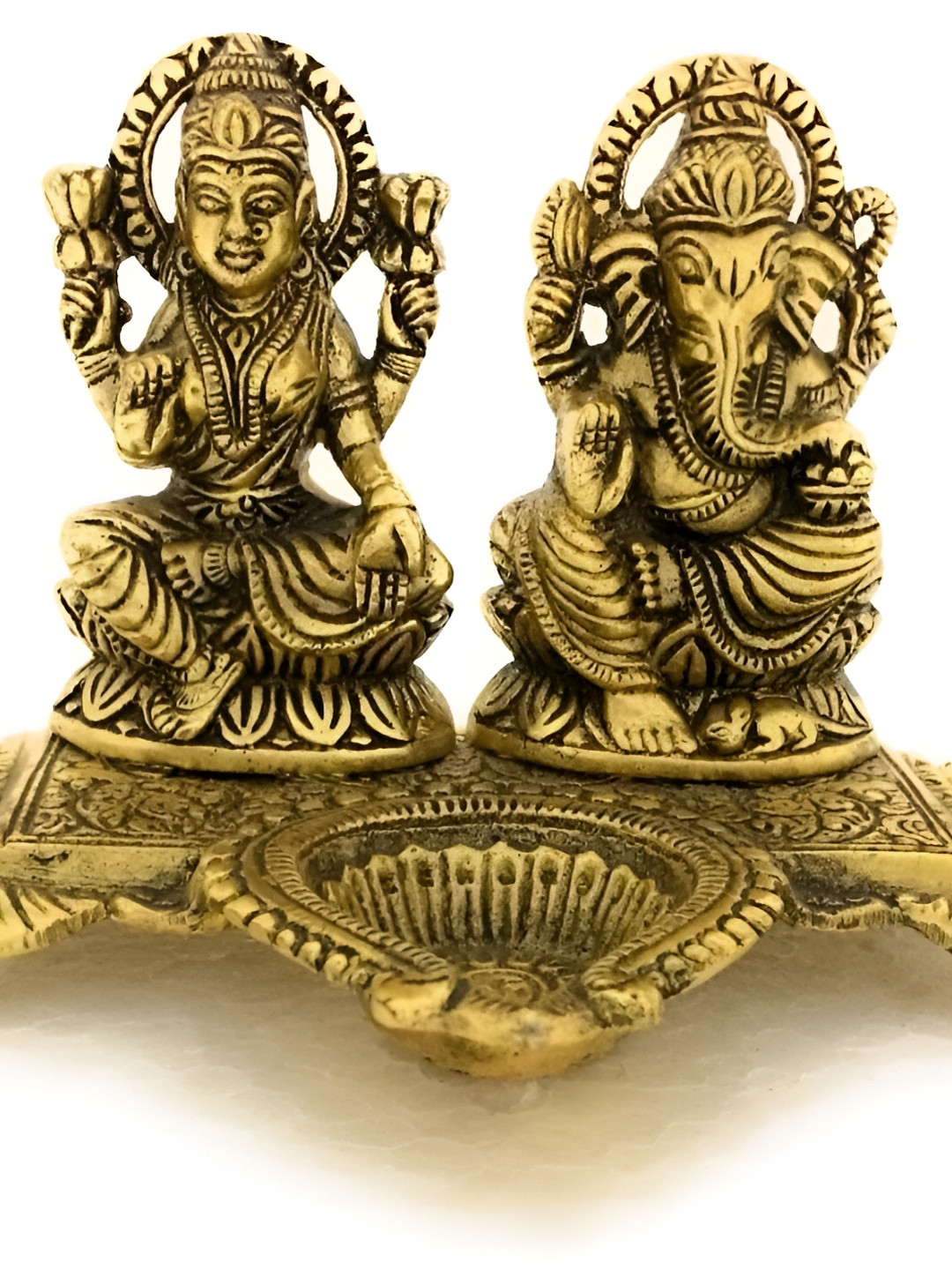 Navyaksh Puja Dhoop /Puja Aarti Gold Metal Metallic Prayer Room Hand-Crafted Small Showpiece - 2.4 Inches