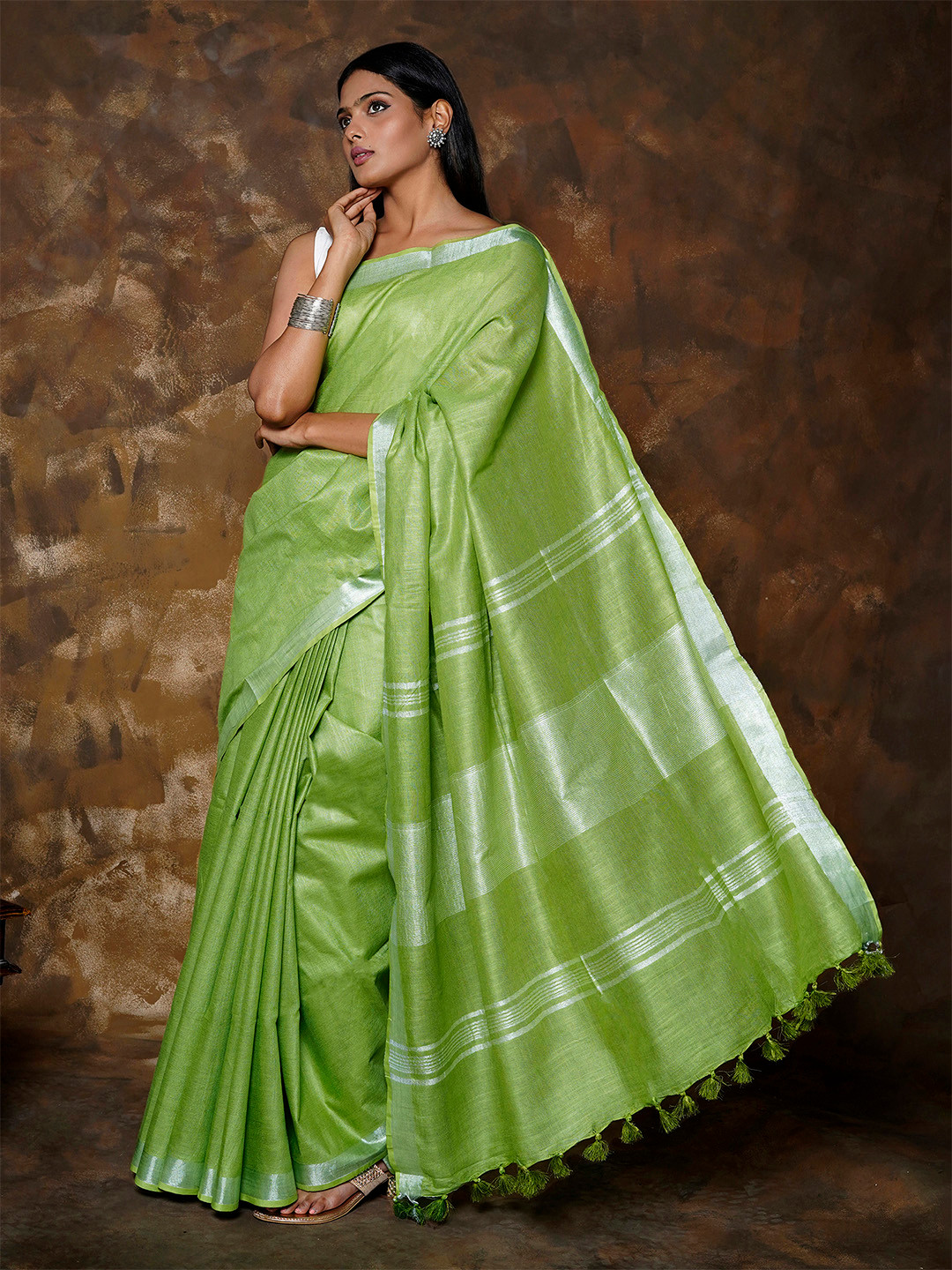 TEEJH Zari Linen Blend Saree