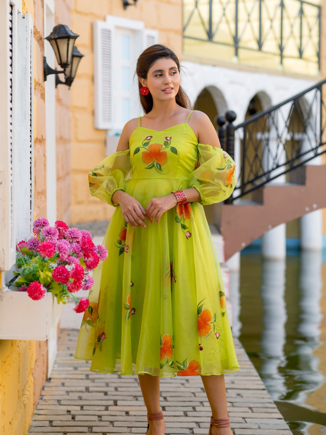 Ambraee Floral Printed Shoulder Straps Flutter Sleeve Georgette Fit & Flare Dress