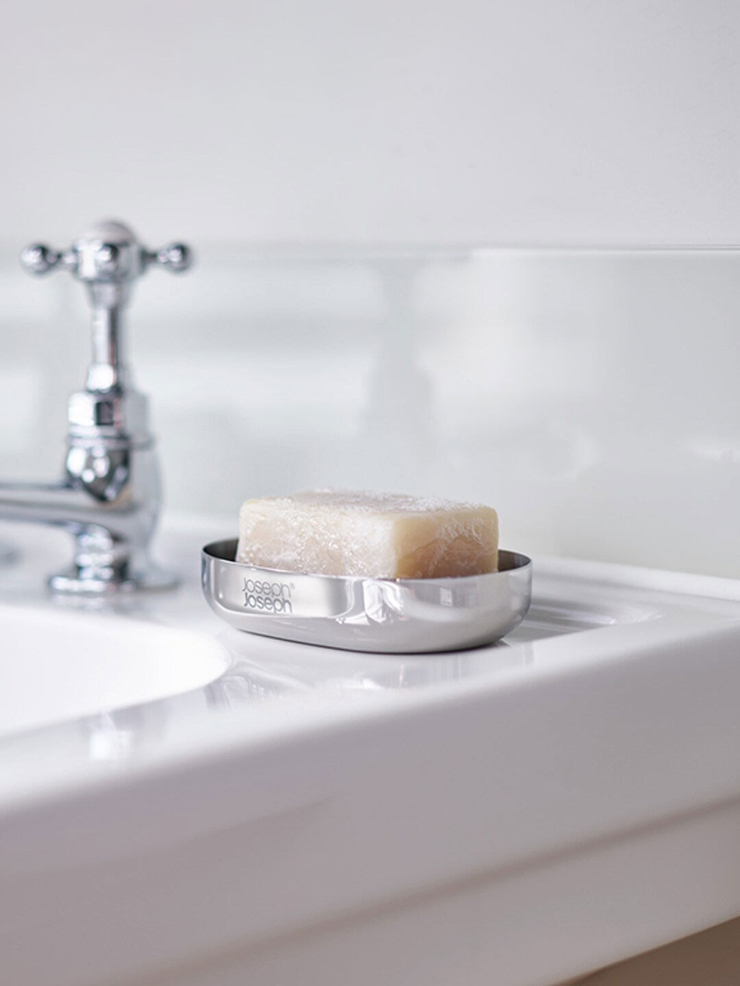 Joseph Joseph Stainless Steel Glossy Soap Dish