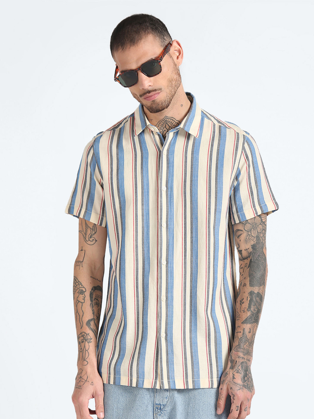 Flying Machine Slim Fit Multi Stripes Spread Collar Cotton Opaque Casual Shirt