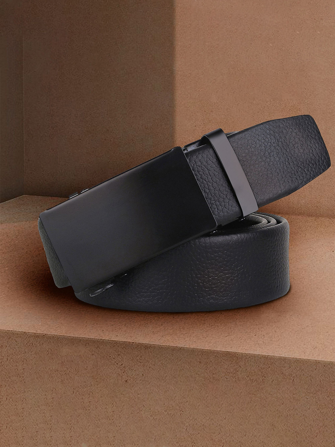 Pacific Gold Men Textured Belt