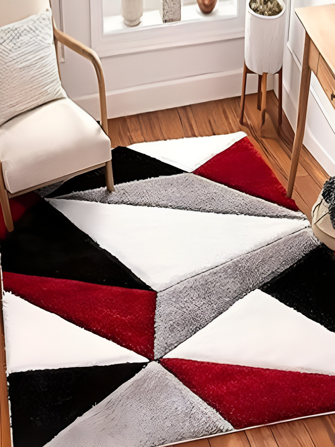 Shopgallery Off White & Black Geometric Anti-Skid Shaggy Carpet