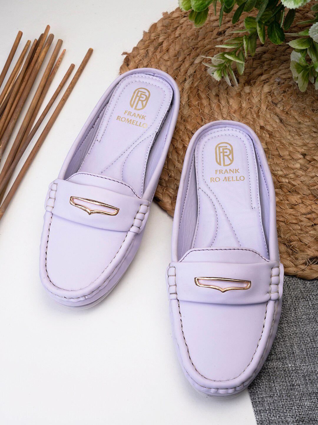FRANKROMELLO Embellished Round Toe Mules