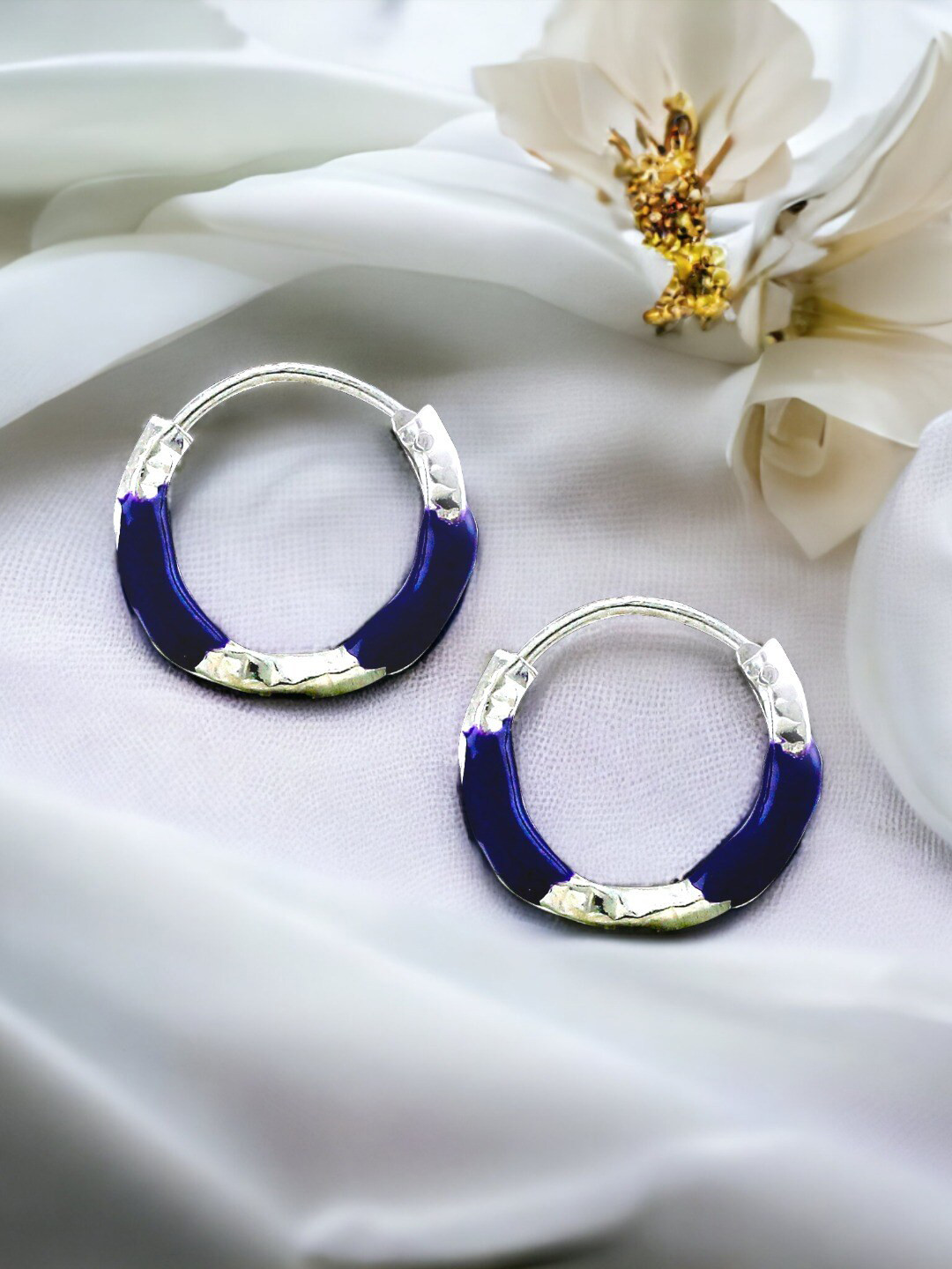 Taraash 925 Sterling Silver Contemporary Hoops