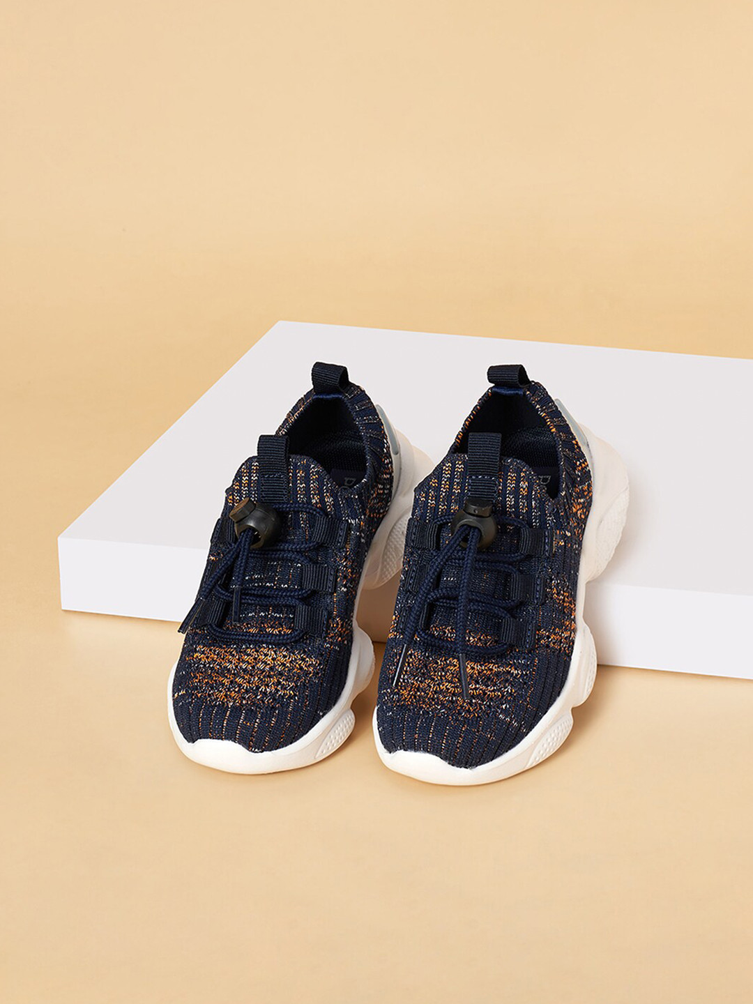 Pantaloons Junior Boys Running Shoes