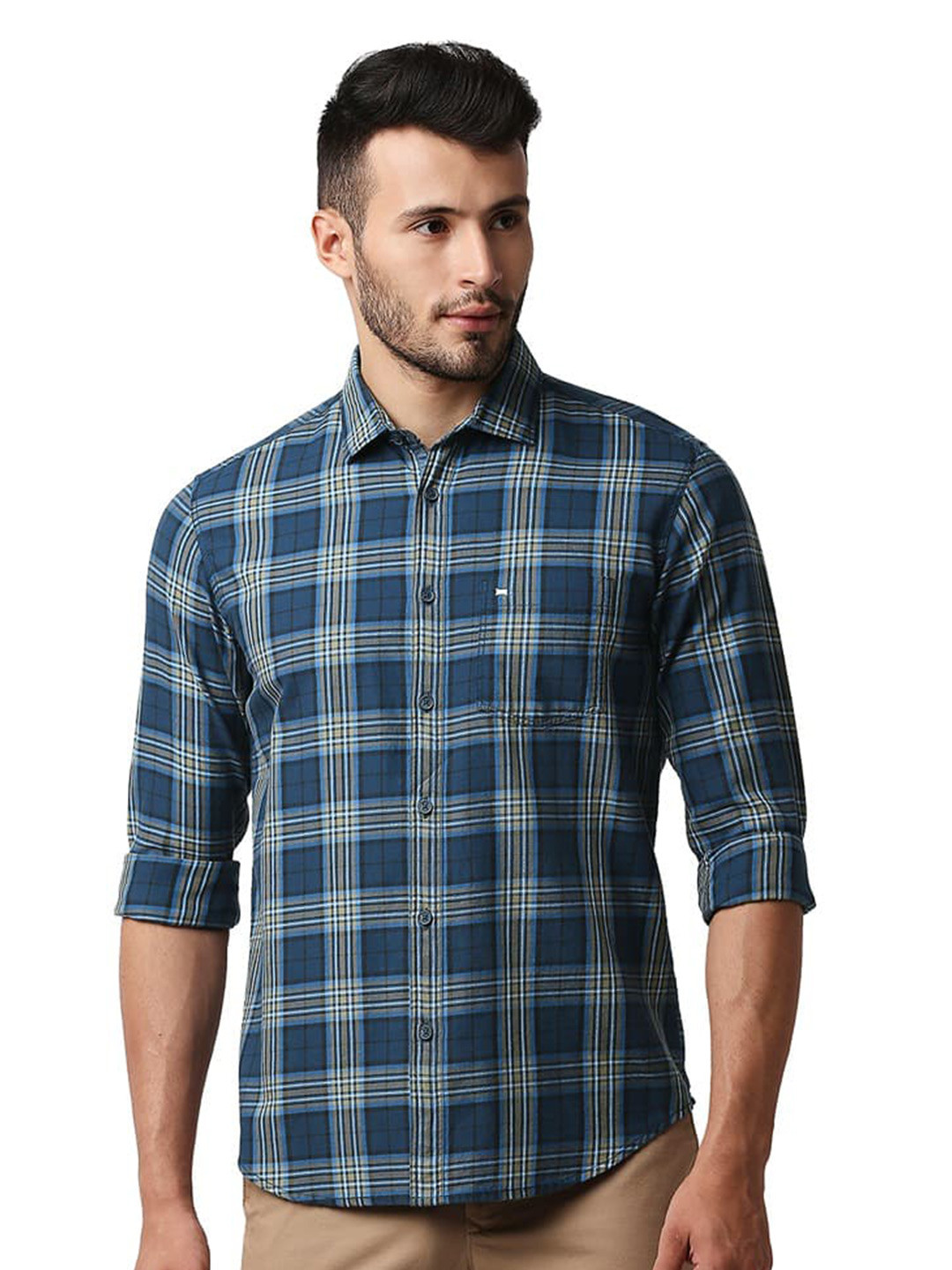 Basics Spread Collar Slim Fit Opaque Checked Casual Shirt