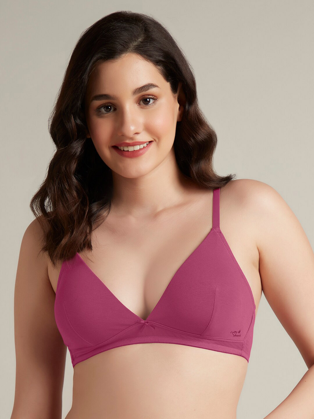 Amante Padded Non-Wired Trendy Plunge T-Shirt Bra