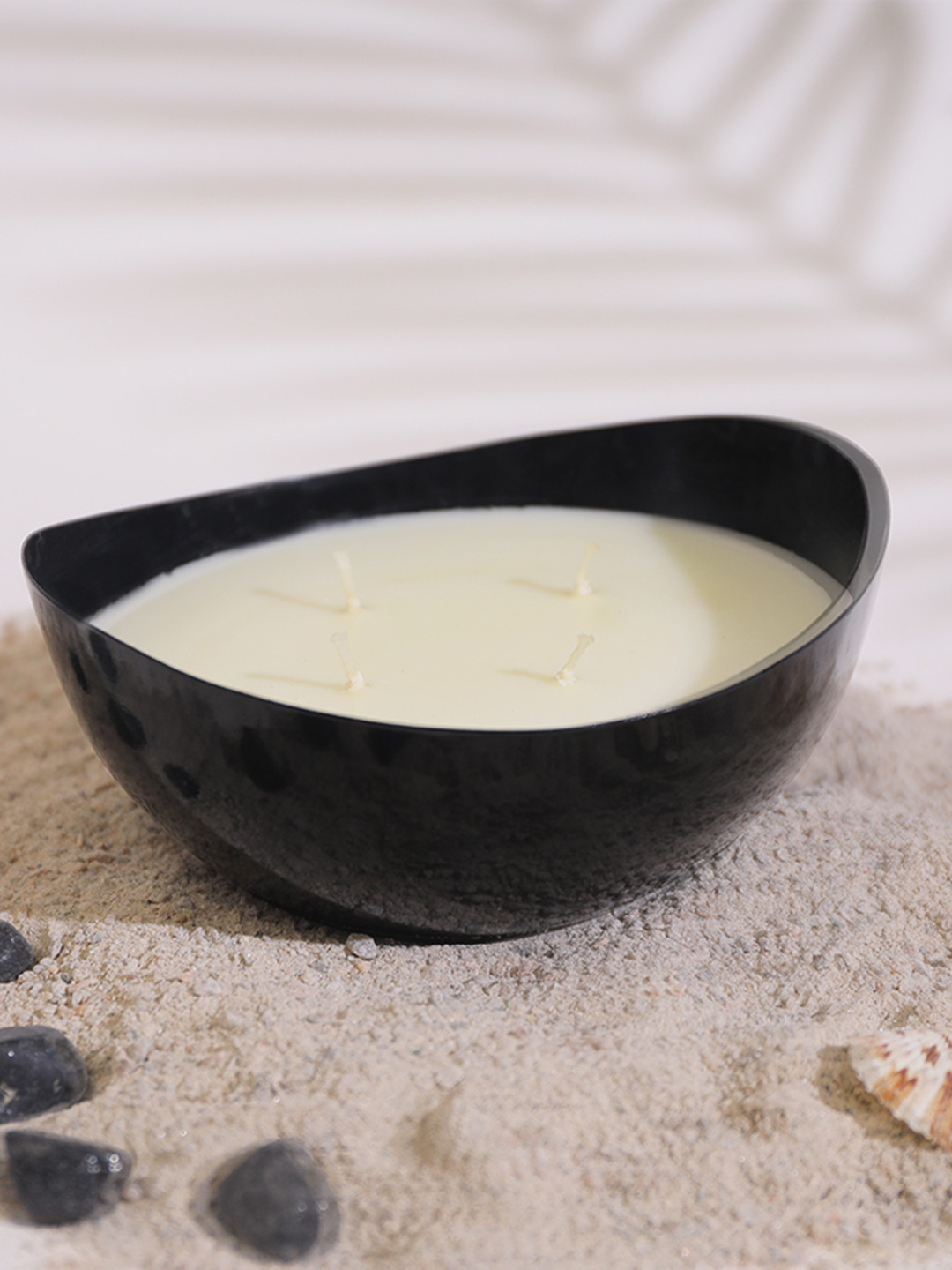 ROSEMOORe Pacific Ocean Metal Bowl Matte 4 Wick Solid Geometric Regular Diya Candles