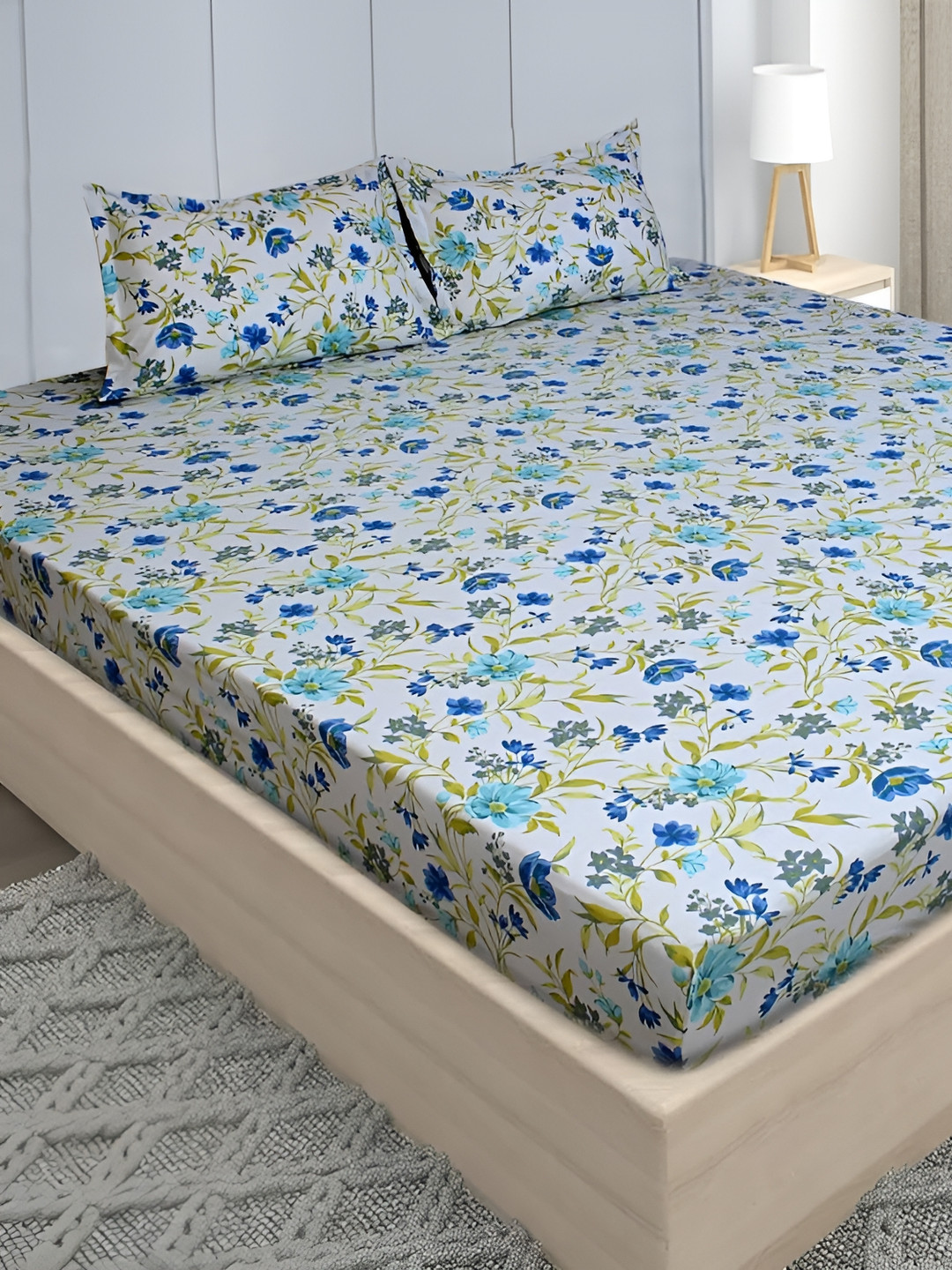 Stylista Premium Off White Floral Cotton 400 TC Fitted King Superfine Bedsheet with 2 Pillow Covers-72 x 75 inches