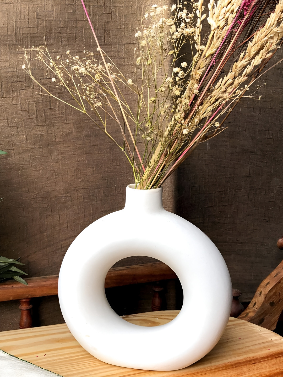 INDIA MEETS INDIA White Donut Shaped Planter
