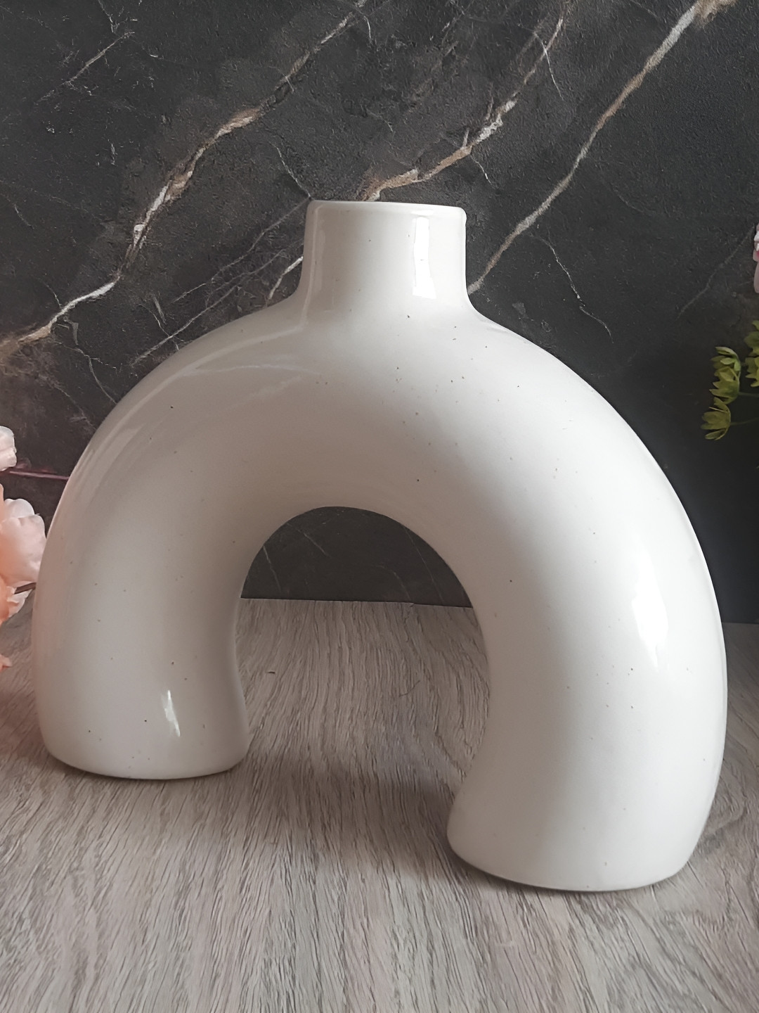 INDIA MEETS INDIA White Donut Shape Ceramic Planter