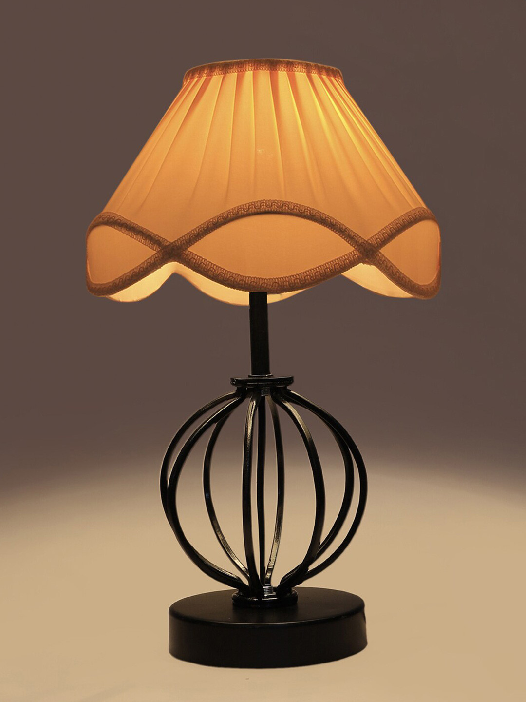 Devansh Off White and Black Vintage cotton Table Lamps
