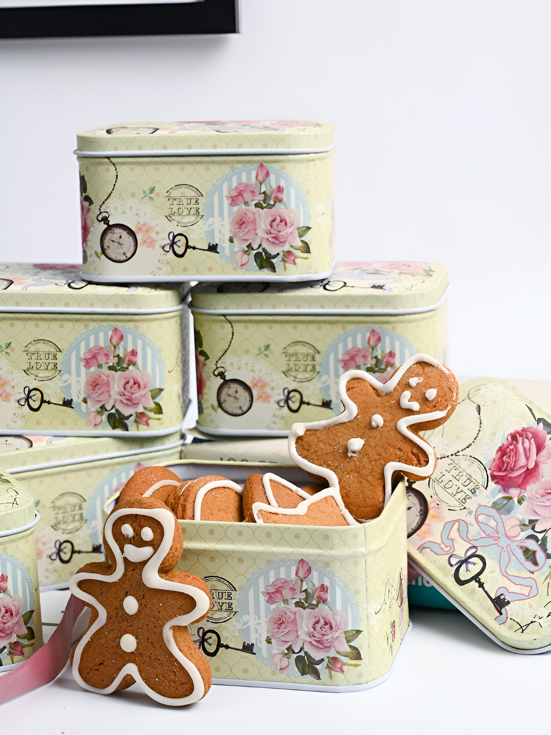 Market99 Green Typography Metal Dishwasher Safe 6 Piece Clip-On Graduated Container