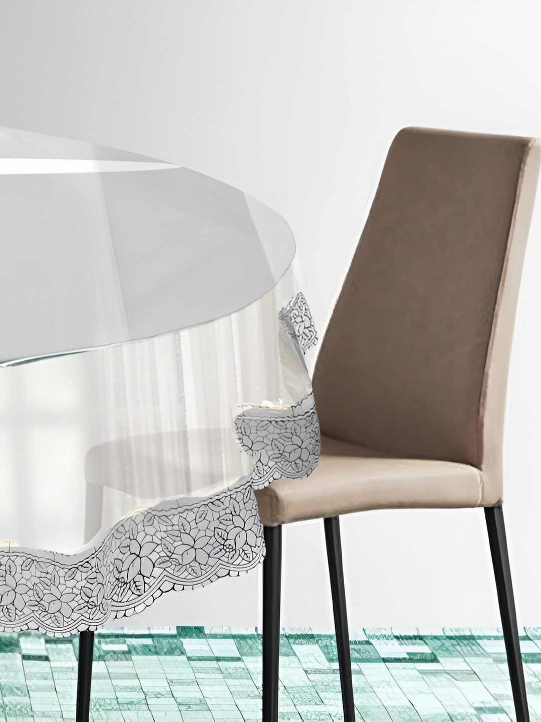 Stylista Transparent & White Oval Waterproof 12-Seater Table Cover