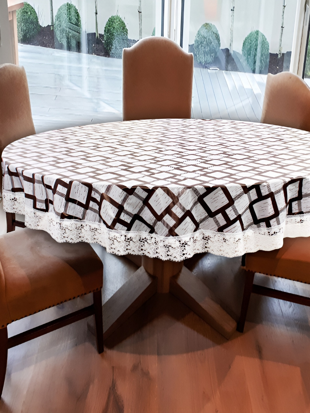 Stylista White & Brown Geometric Printed Waterproof Round 6-Seater Table Cover