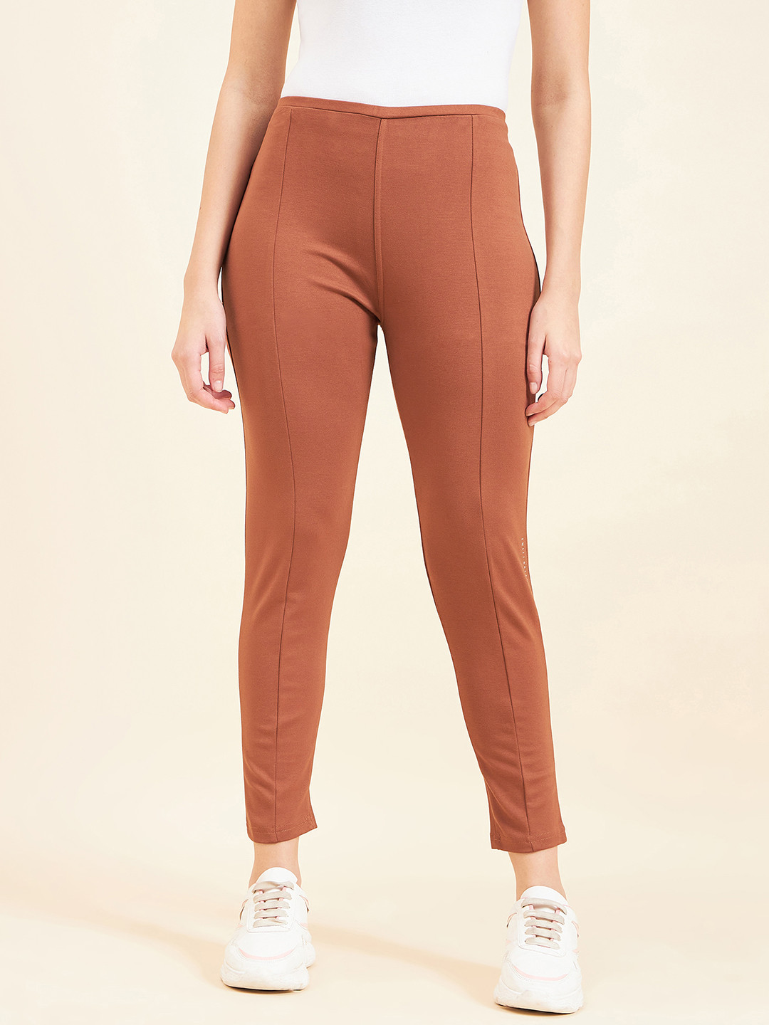 Sweet Dreams Slim-Fit Ankle-Length Gym Tights