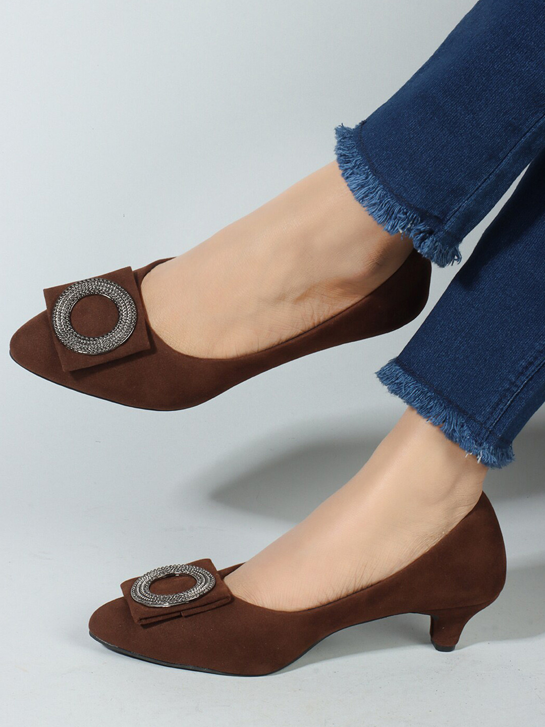 Sole Saga Pointed Toe Embellished Detail Kitten Heeled Pumps
