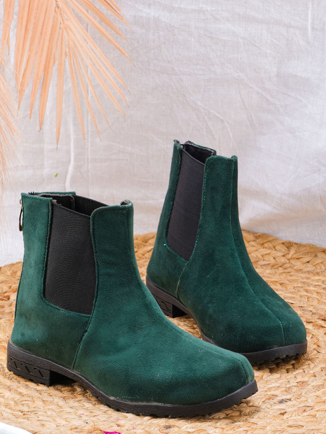 BAESD Girls Suede Block Heeled Chelsea Boots