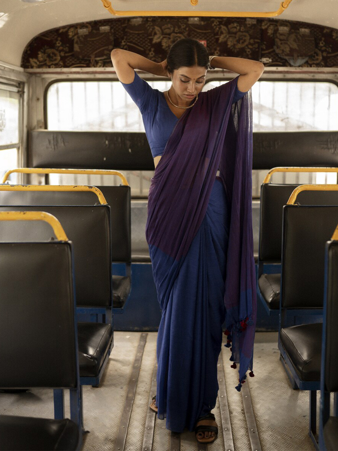 HUTS AND LOOMS Half and Half Mul Modal Saree