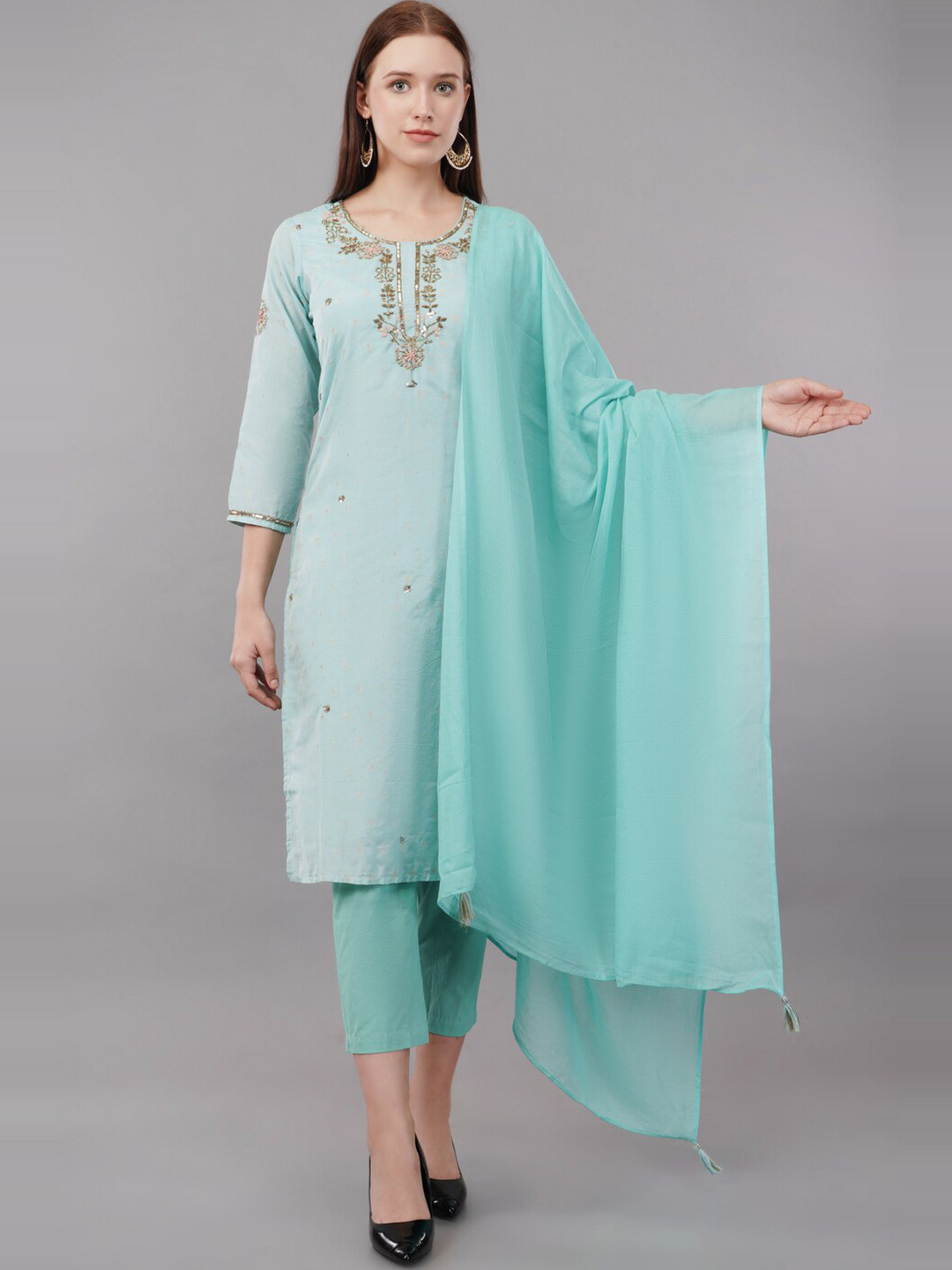Herryqeal Floral Embroidered Beads and Stones Chanderi Silk Kurta With Pyjama & Dupatta