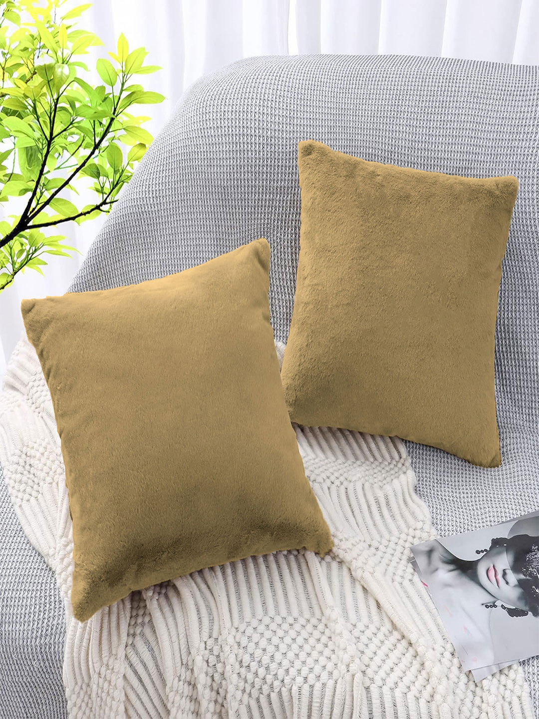 LUXEHOME INTERNATIONAL Self Design Polyester Anti-Wrinkle 2 Pcs Cushion Covers -15.7x15.7In