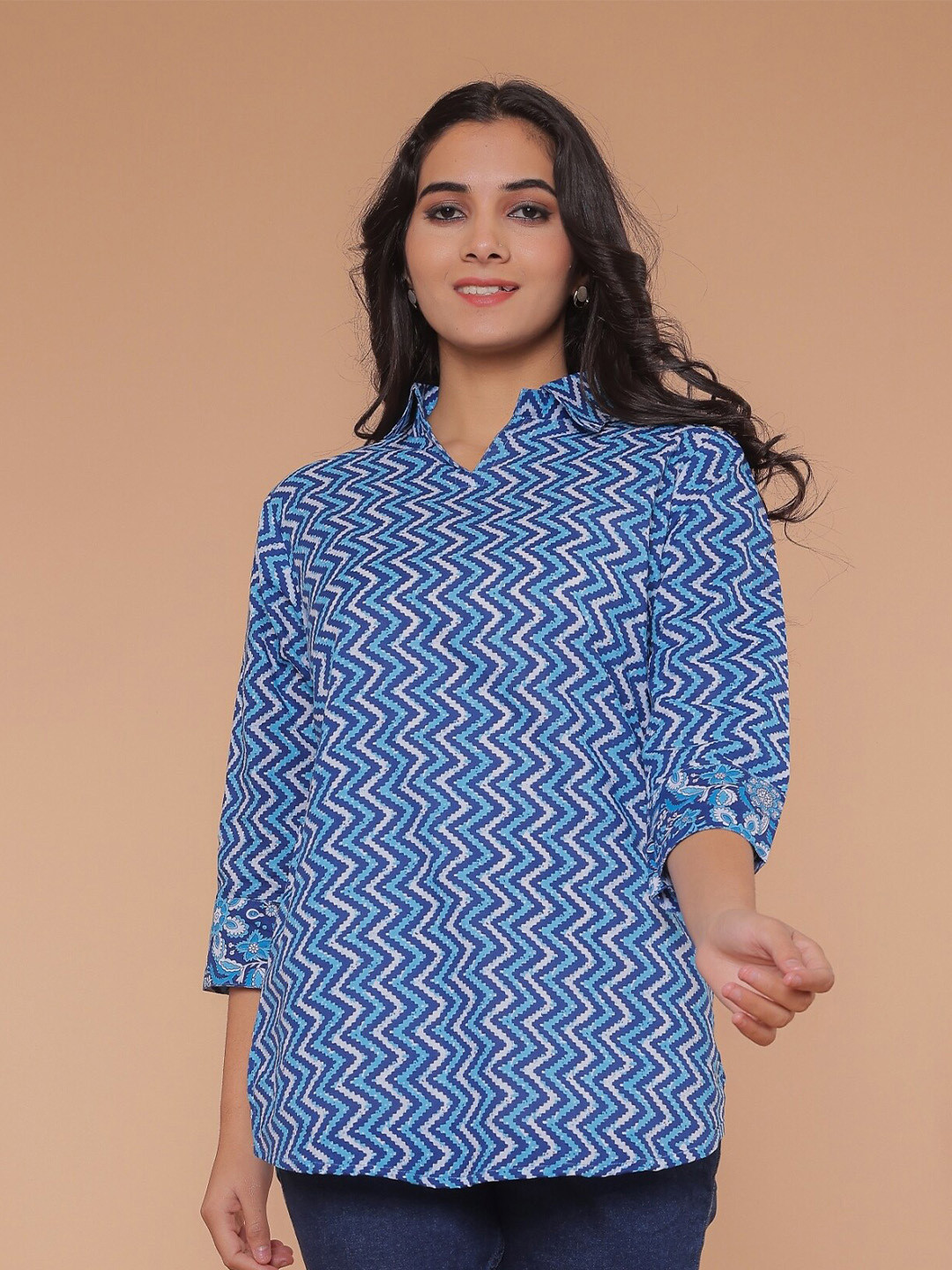 R RANAK CREATION Geometric Printed Shirt Collar Cotton Longline Top
