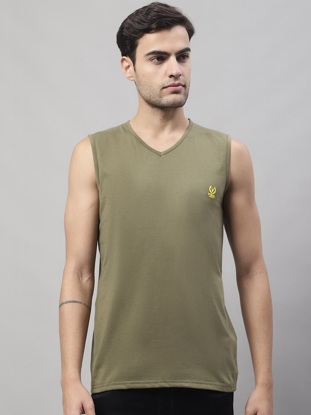 MACK JONNEY V-Neck Cotton Gym Vest V_SL_OLIVE-01